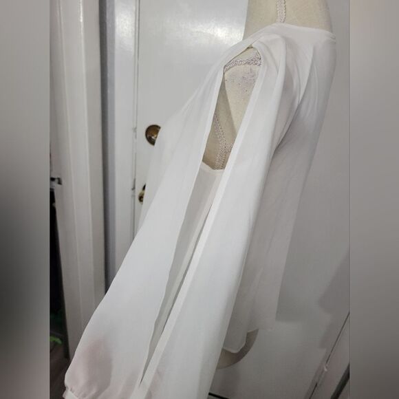 Iz byer open front blouse - Picture 7 of 8